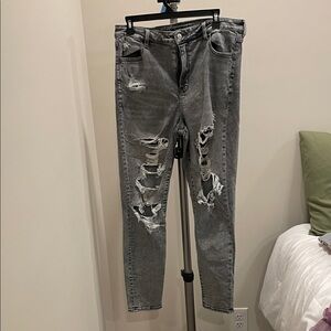 American Eagle Outfitters Gray Distressed Skinny Jeans